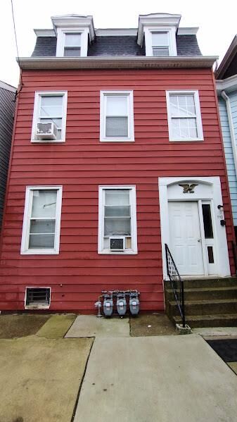 Property Photo:  1110 Washington Street 2  PA 18042 