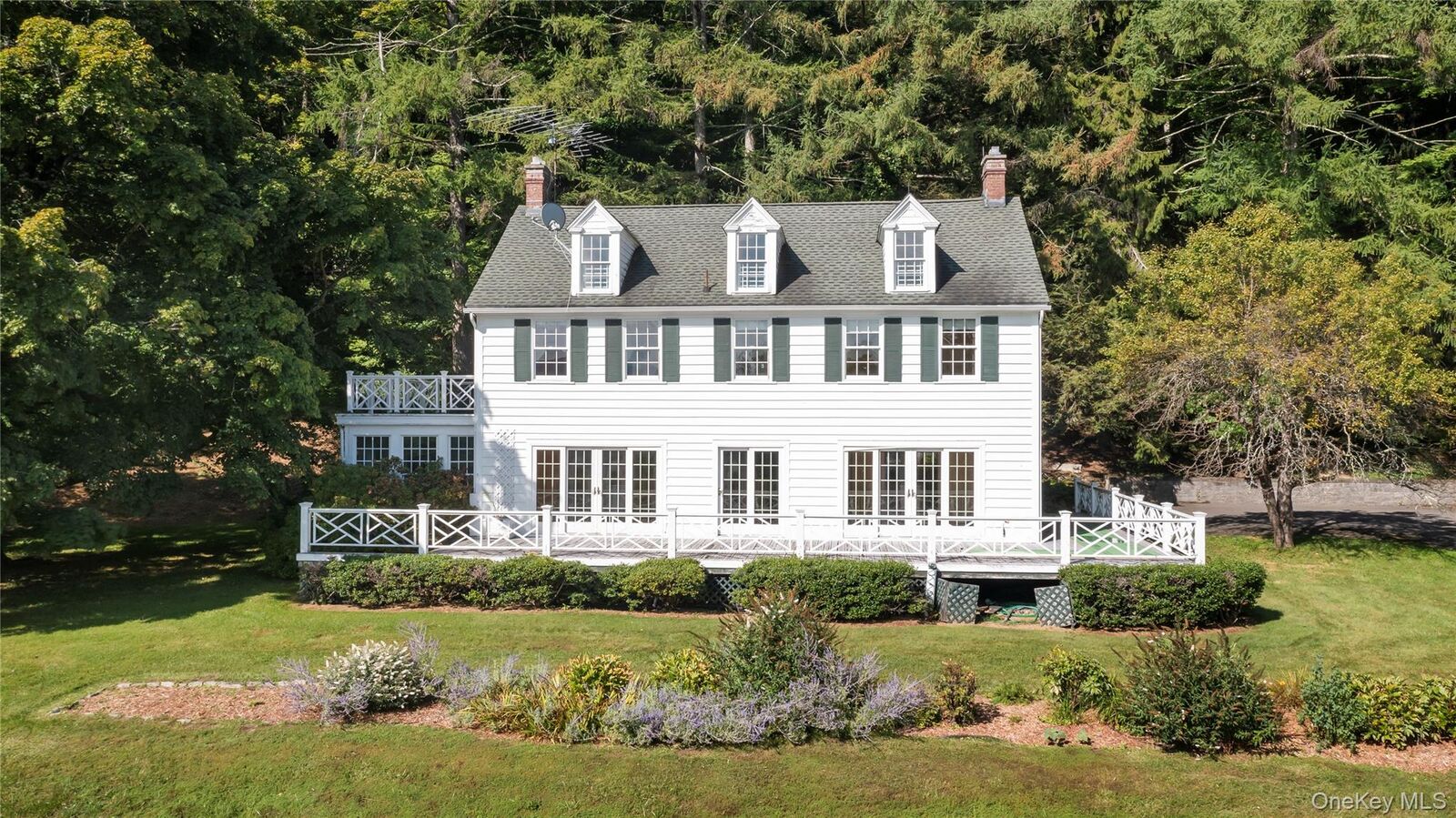 Property Photo:  81 Tinker Hill Road  NY 12567 