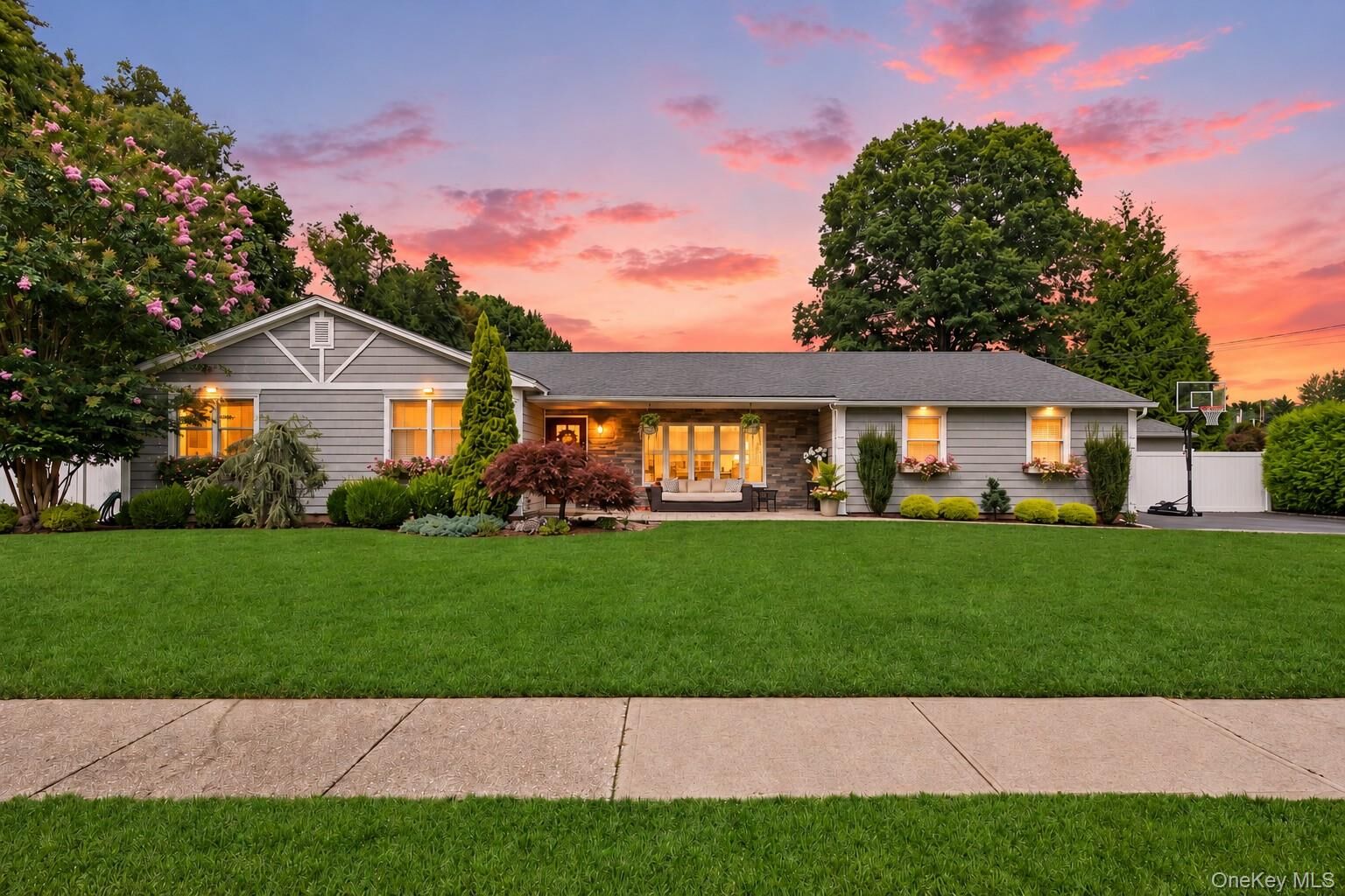 Property Photo:  301 Vernon Street  NY 11746 