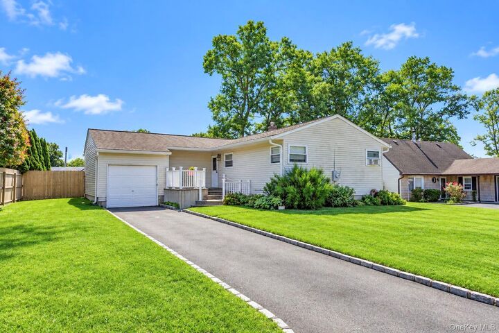 Property Photo:  143 Stuyvesant Drive  NY 11776 