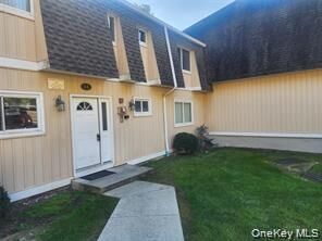 Property Photo:  18 Pavilion Ridge Way 1  NY 10901 