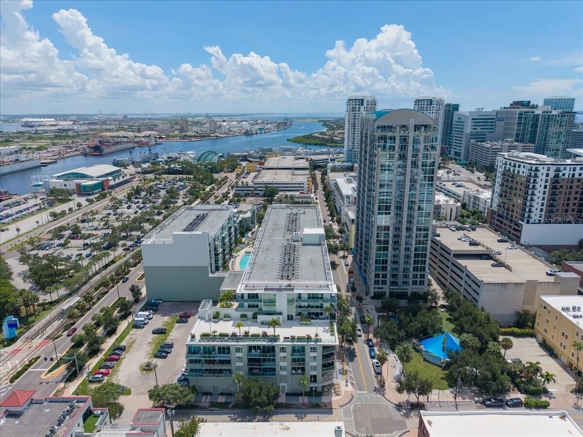 Property Photo:  111 N 12th Street 1704  FL 33602 