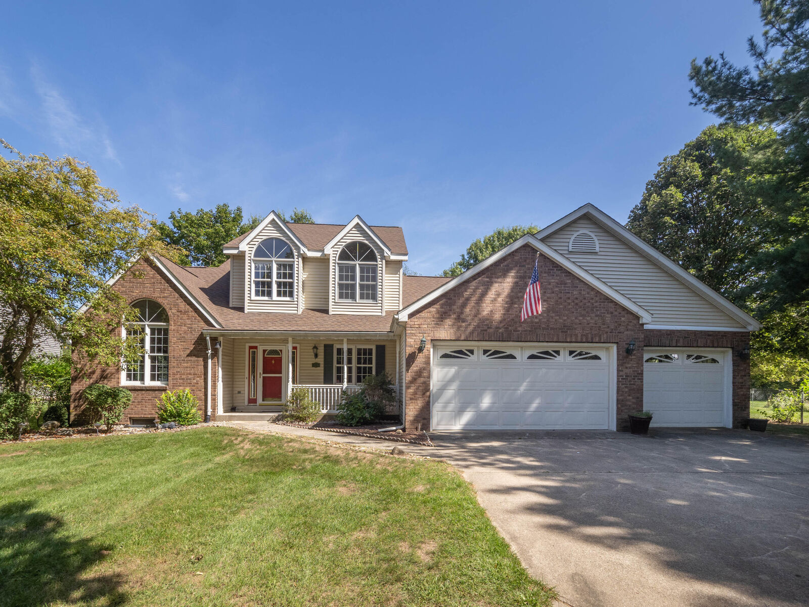 Property Photo: 425 Walden Drive MI 49078