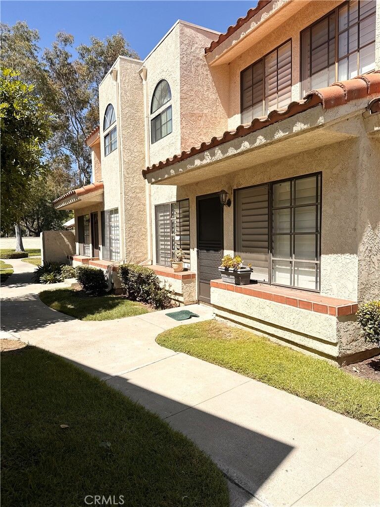 Property Photo: 26262 Via Mistral CA 92675