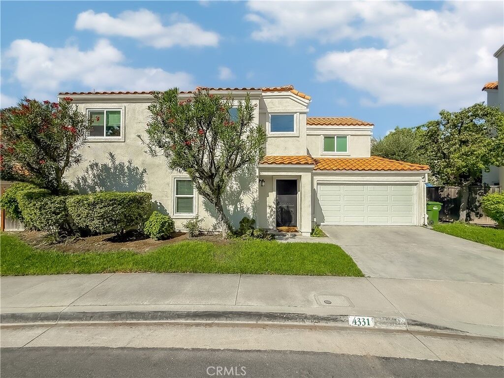 Property Photo:  4331 Oak Glen  CA 91302 