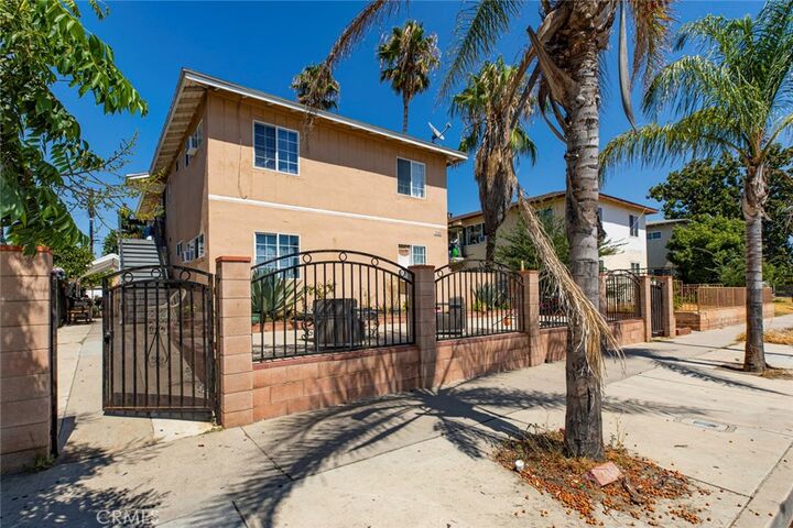 Property Photo: 11153 Sherman CA 91352