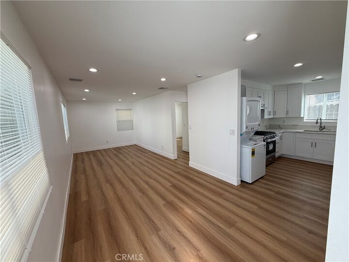 Property Photo:  2808 Exposition Pl  CA 90018 