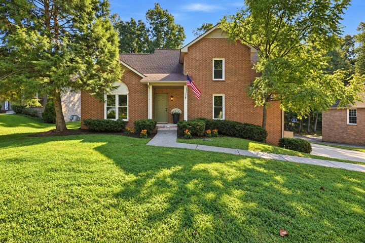 Property Photo: 111 Vannoak Dr TN 37043