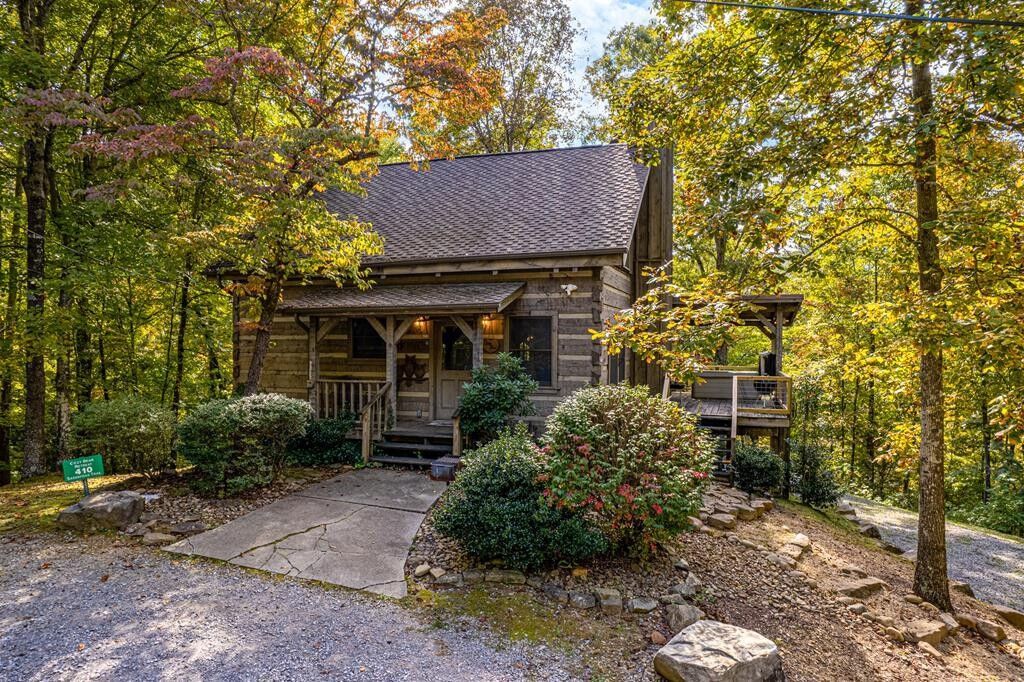 Property Photo: 410 Sassafras Trail TN 37876