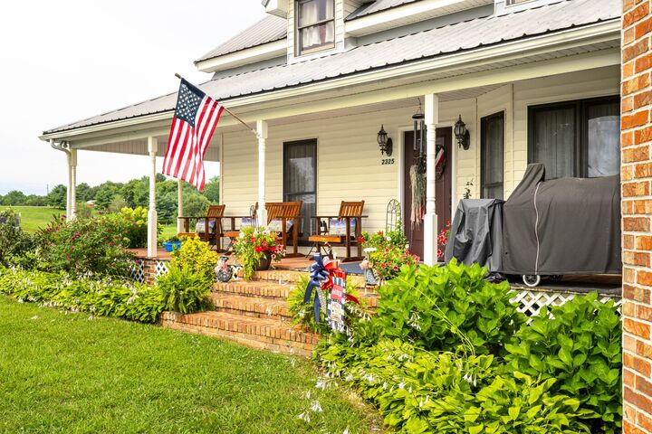 Property Photo:  2325 Old Well Road  TN 37357 