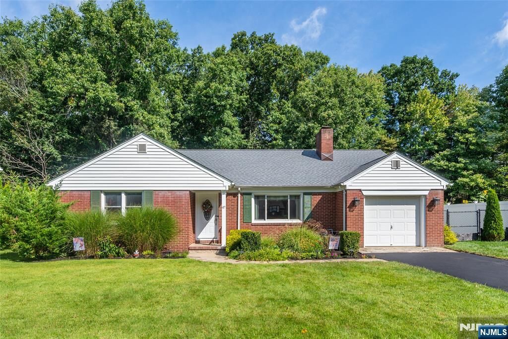 Property Photo:  47 Grove Street  NJ 07438 