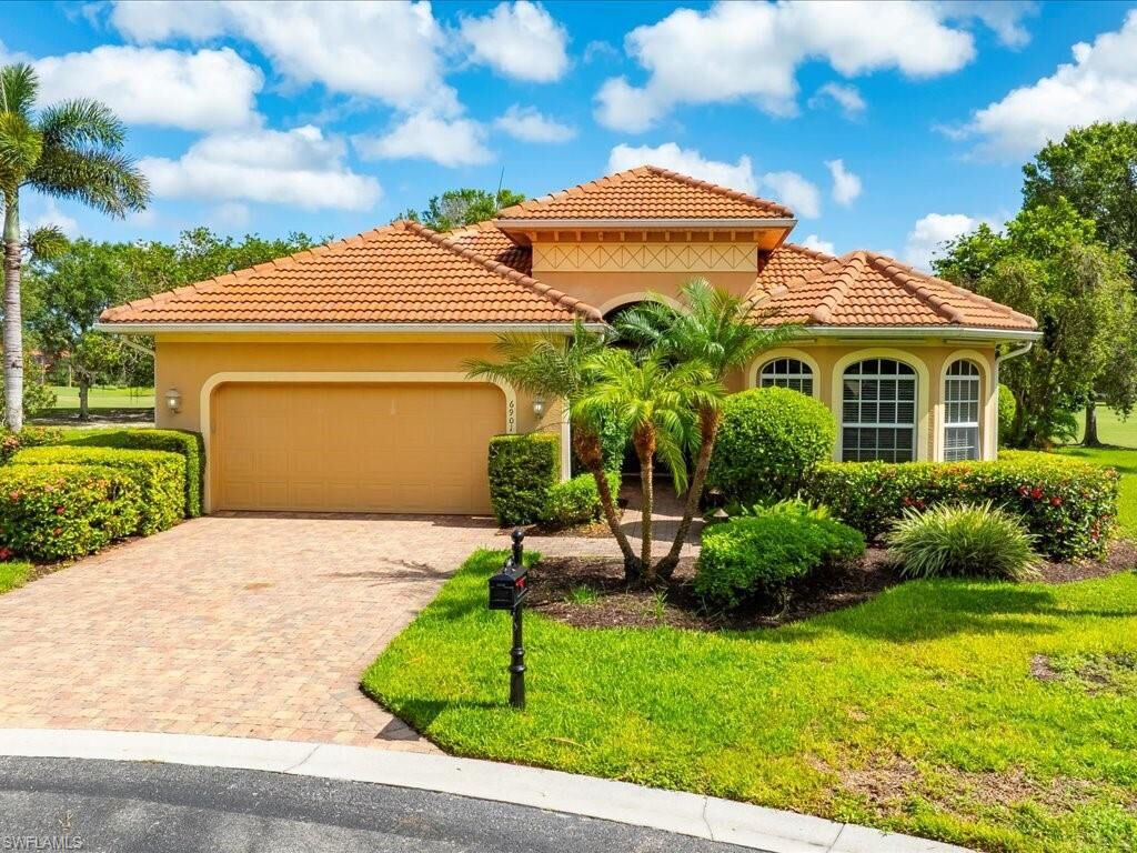 Property Photo:  6901 Bent Grass Dr  FL 34113 