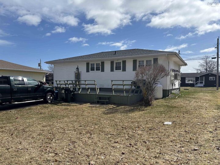 Property Photo:  9 Hare Avenue  NS B2A 2A9 