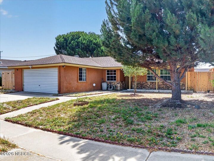 Property Photo: 270 Altair Avenue CA 93436