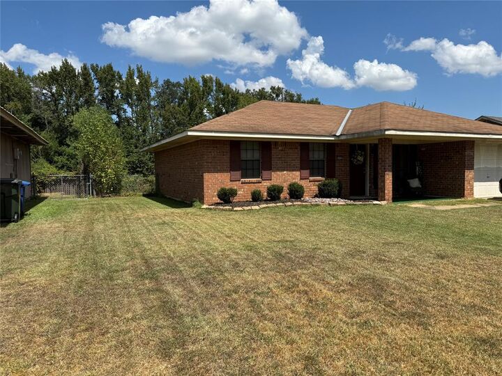 Property Photo:  4008 Bordeaux Drive  LA 71108 