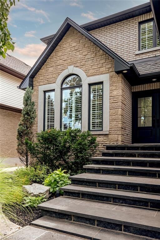 Photo de la propriété:  55 Chianti Crescent  ON L8E 5W3 