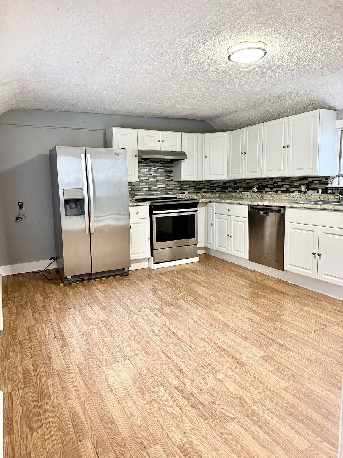 Property Photo:  34 Grove St 2  MA 01905 