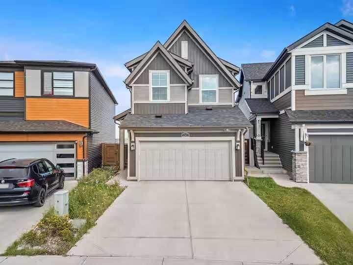 Property Photo:  180 Howse Crescent NE  AB T3P 1L5 