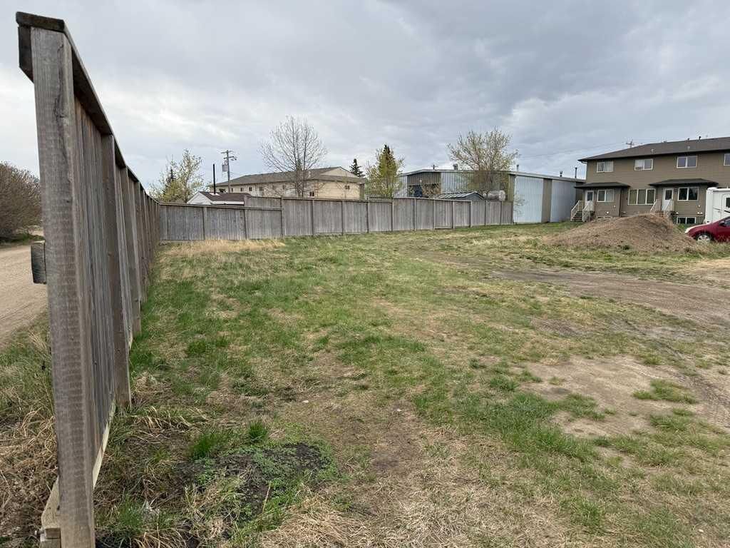Property Photo:  5311 57 Avenue  AB T4J 0B1 