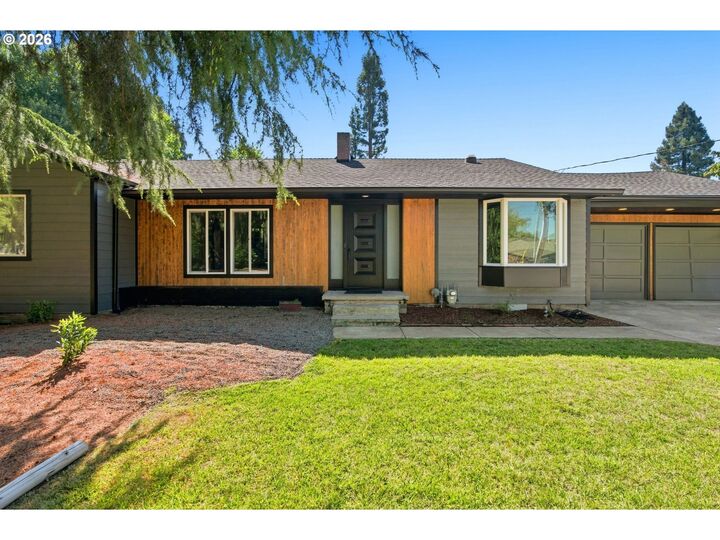 Property Photo: 390 Sunset N Ave OR 97303