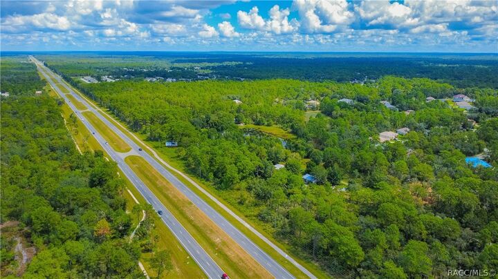 Property Photo: 11371 S Suncoast Boulevard FL 34446