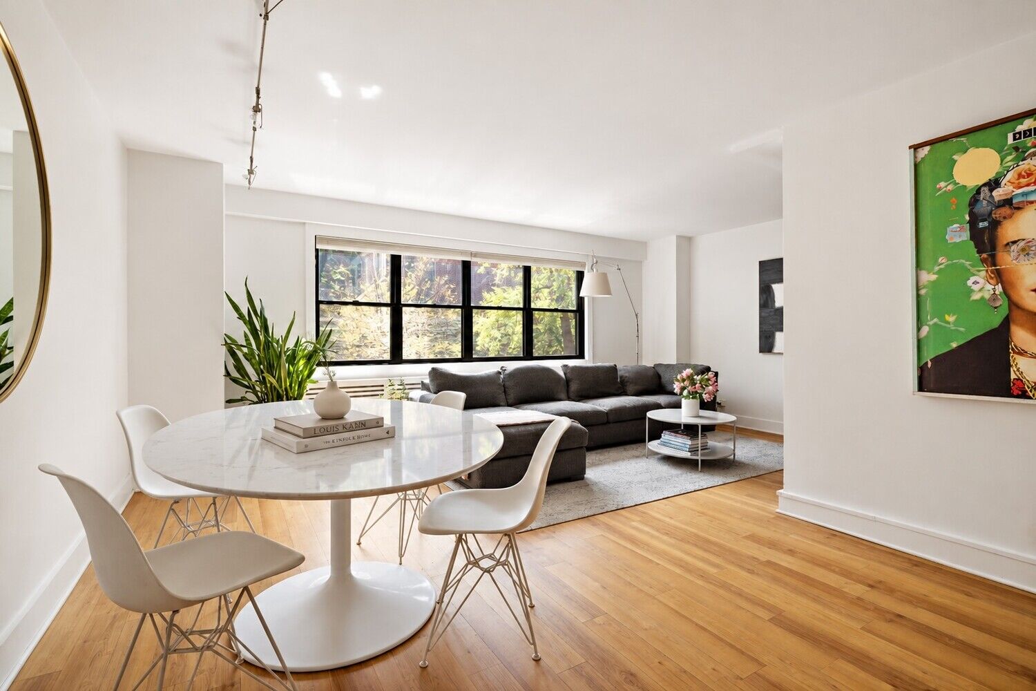 Property Photo:  31 Jane Street 2D  NY 10014 