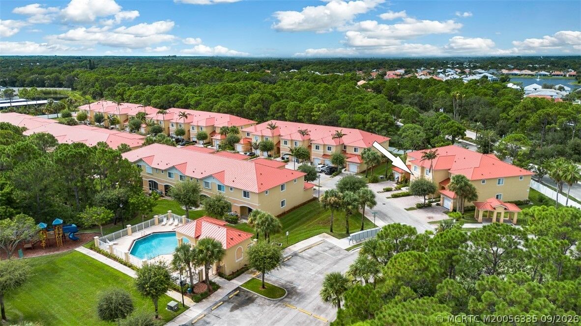 Property Photo: 4964 SE Mariner Garden Circle FL 34997