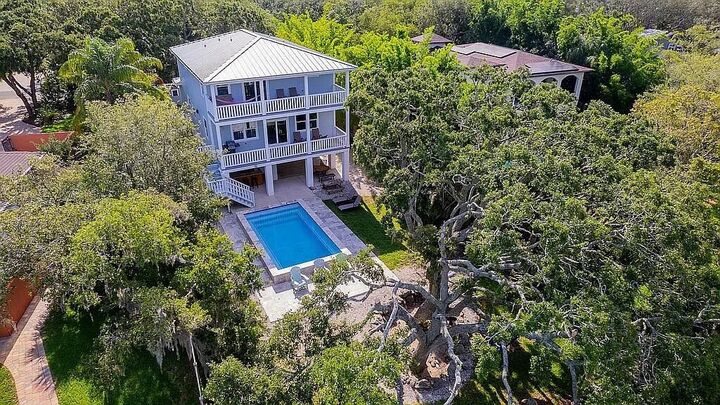 Property Photo:  5307 Riverview  FL 32080 