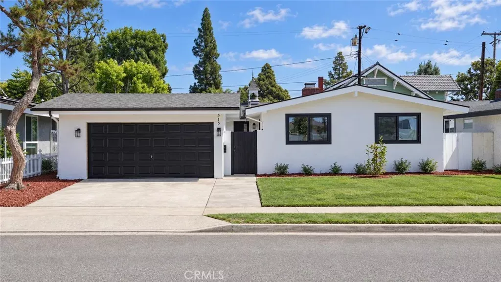 Property Photo:  515 N Wayfield  CA 92867 
