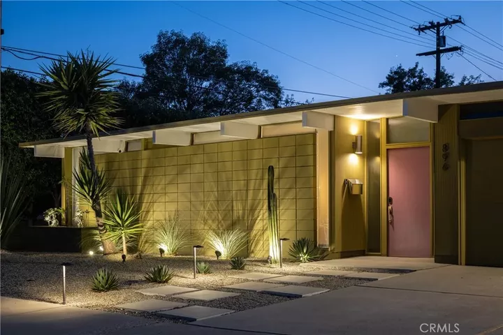 Property Photo:  896 S Woodland  CA 92869 