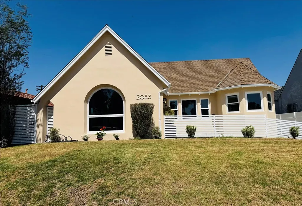 Property Photo:  2053 W 75th Street  CA 90047 