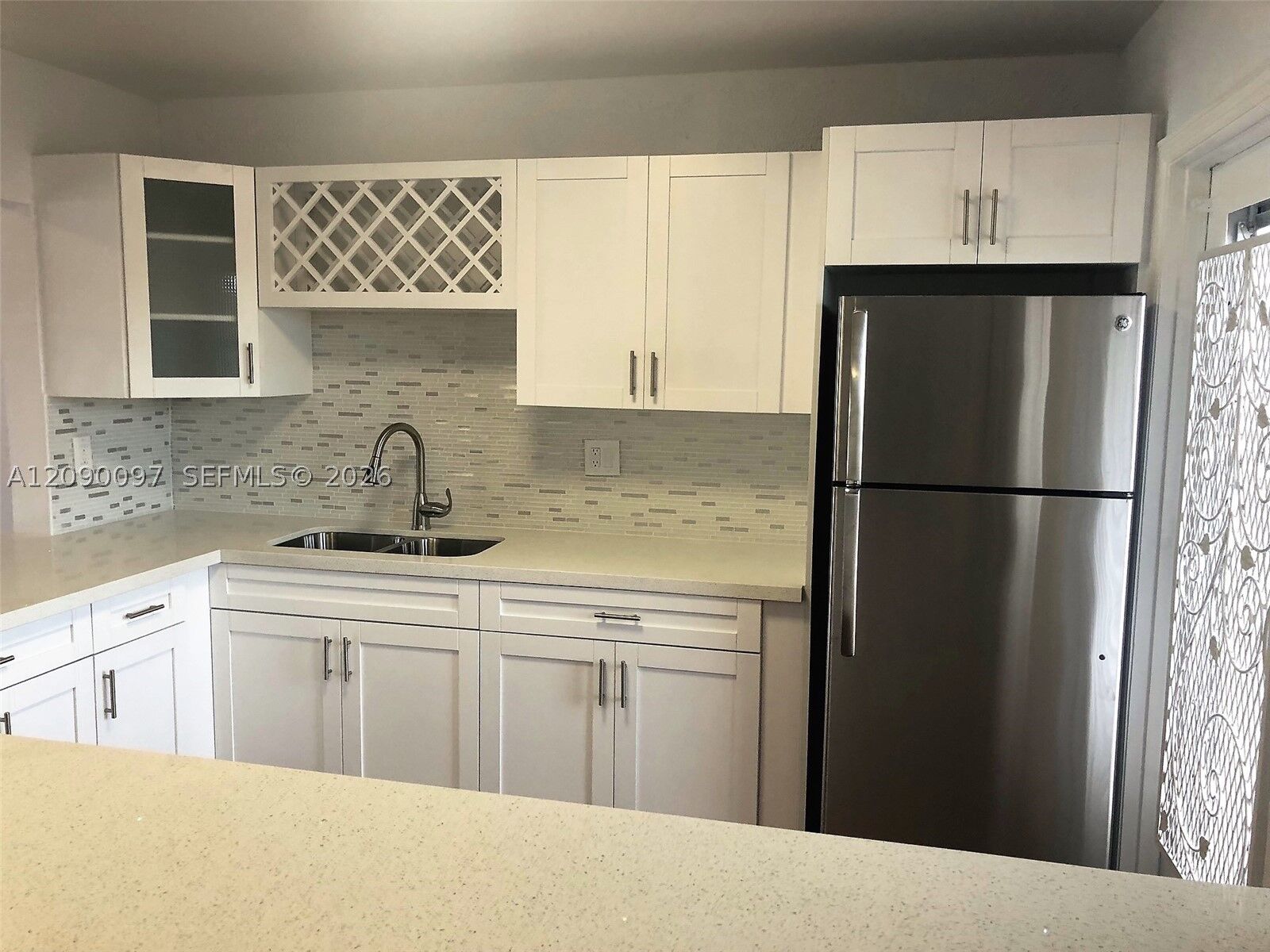 Property Photo:  18900 NE 3rd Ct 515  FL 33179 