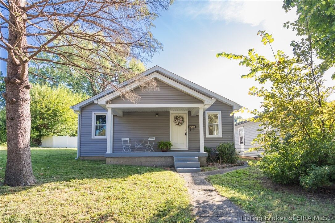Property Photo:  414 Cost Avenue  IN 47150 