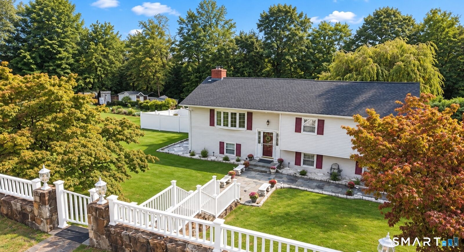 Property Photo: 2-B Sunrise Road CT 06810