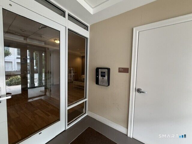 Property Photo: 38 Hope Street 1108 CT 06357