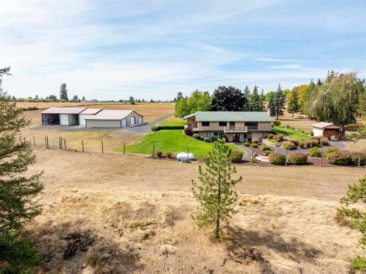 Property Photo:  19102 N Sands Rd  WA 99005 