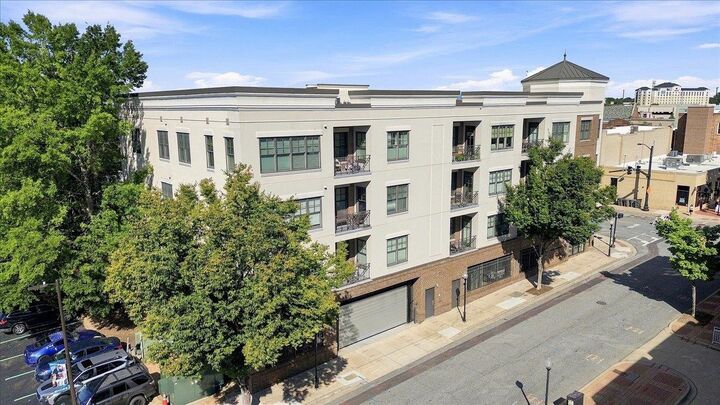 Property Photo:  155 E Broad Street Apt 316  SC 29306 