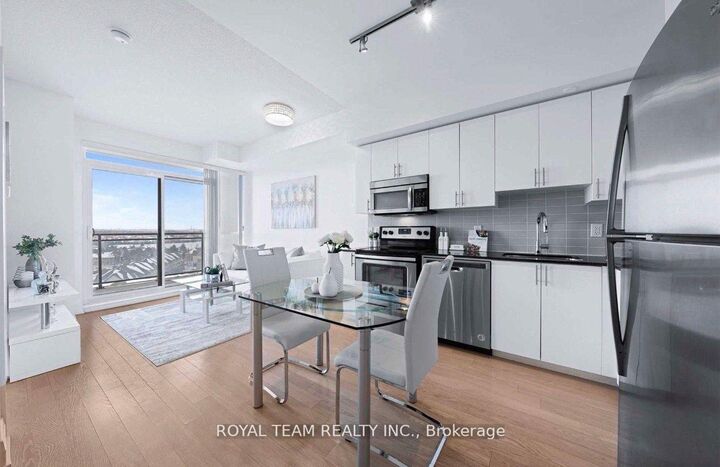 Property Photo:  85 Park Road N 1014  ON L4J 0H8 