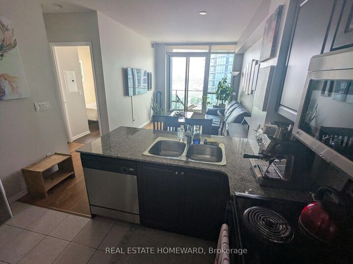 Property Photo:  215 Fort York Boulevard 2607  ON M5V 4A2 