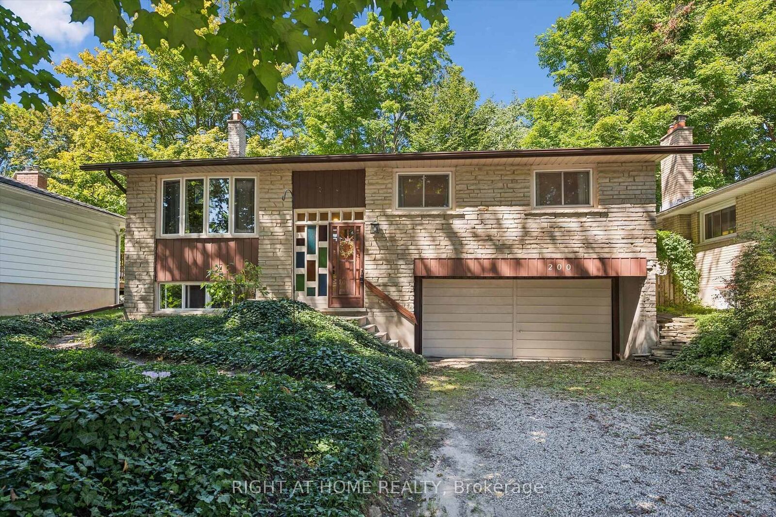 Property Photo:  200 Cedarbrae Avenue  ON N2L 4S5 