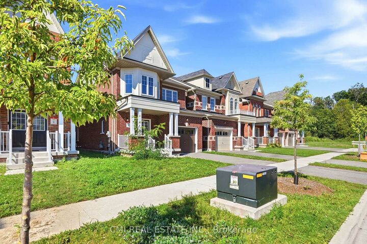 Property Photo:  664 Fleetwood Drive  ON L1K 0A2 
