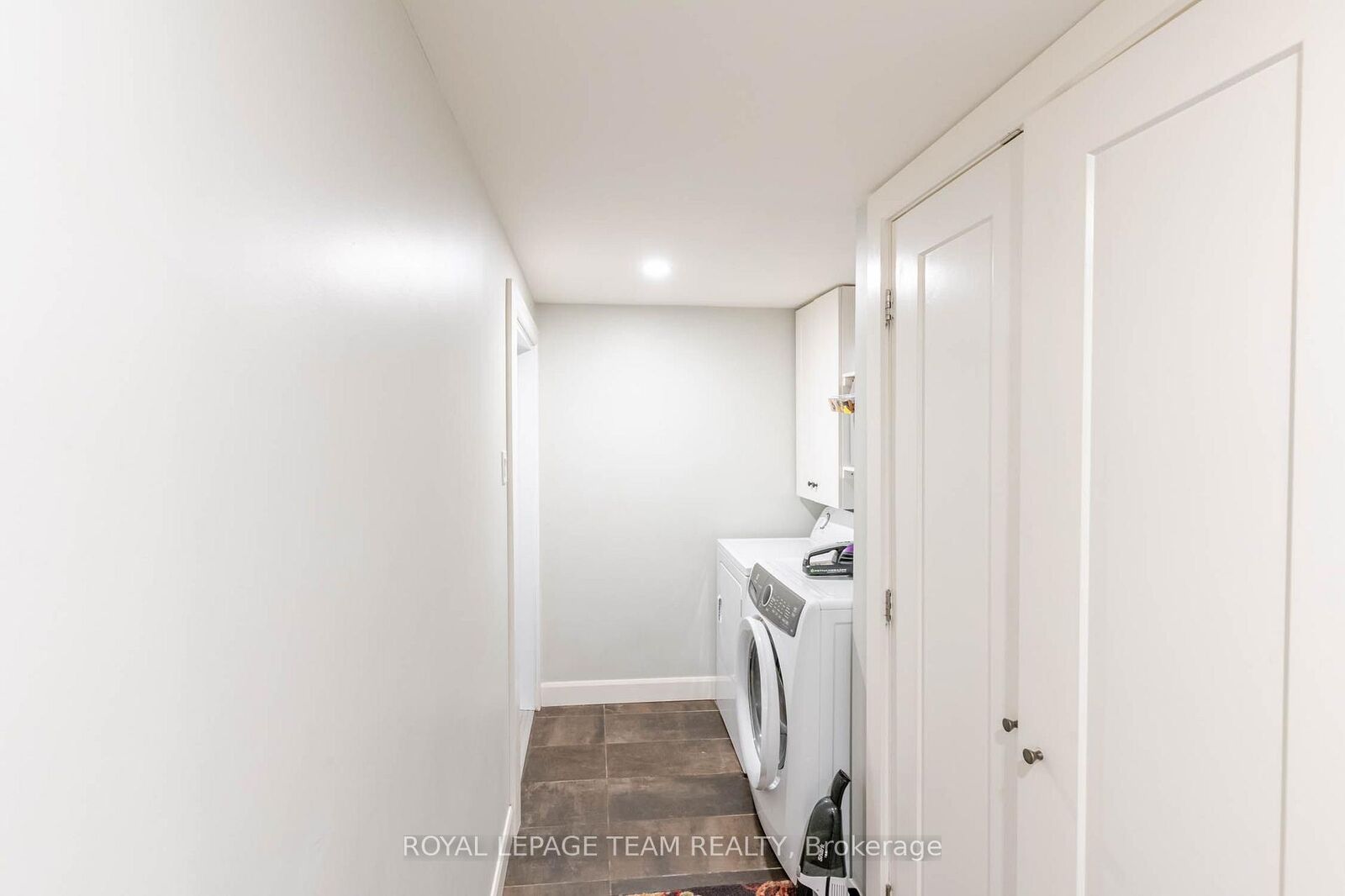 Property Photo:  154 Elgin Street Unit # 6  ON K0A 1A0 