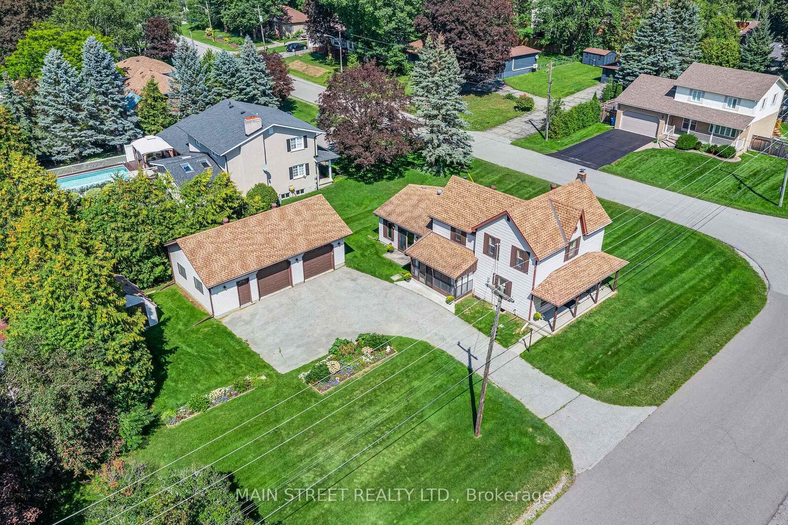 Property Photo:  60 Albert Street  ON L0G 1M0 