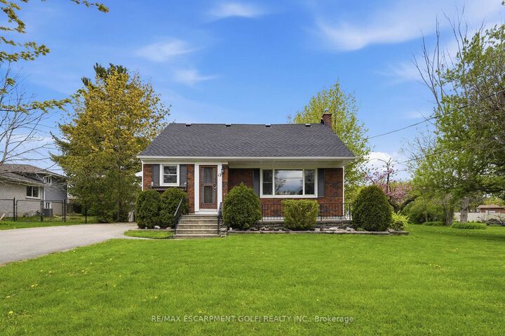 Property Photo:  12 Valley Road  ON L2S 1Y6 