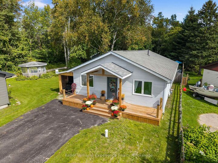 Property Photo:  5691 Penetanguishene Road  ON L0L 1P0 