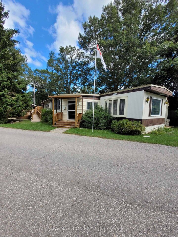 Property Photo: 9839 Lakeshore Road 5 ON N0M 1T0