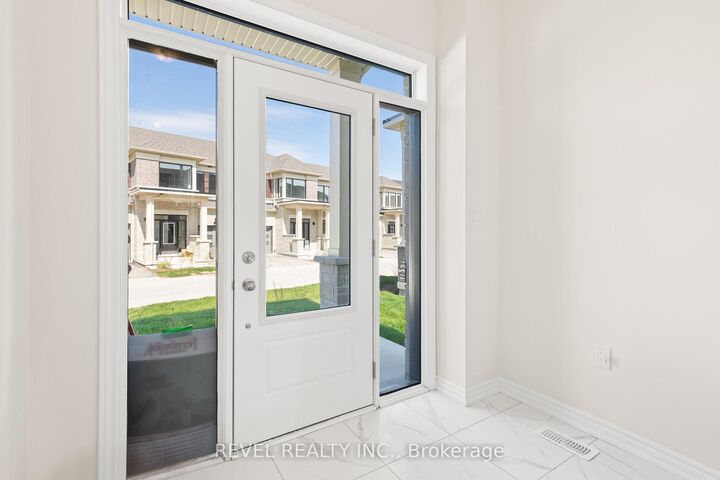 Property Photo:  38 Hickey Lane  ON K9V 1T9 