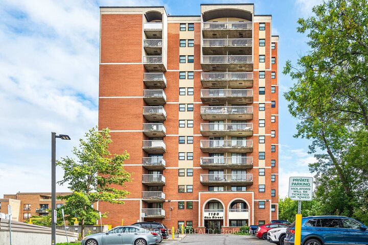Property Photo:  1180 Ohio Street 301  ON K1H 8N5 