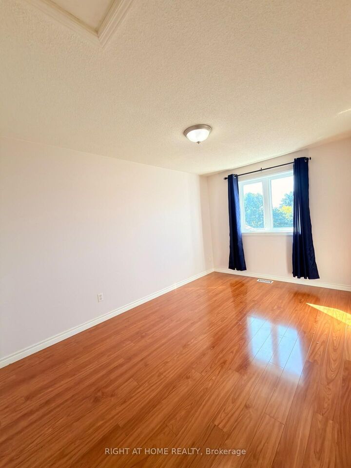 Property Photo:  508 Farnham Court  ON K7M 8Y1 