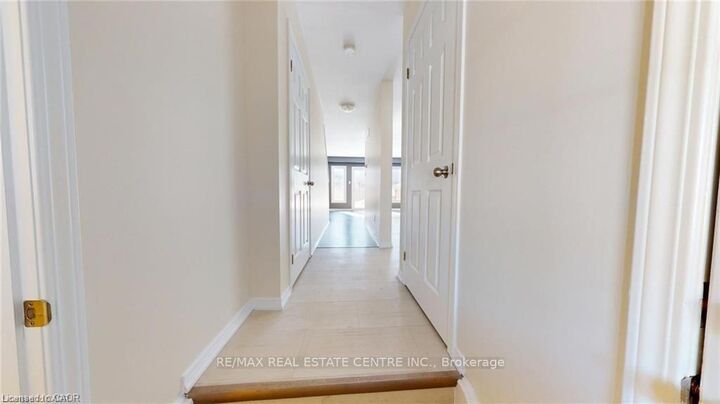Property Photo:  11 Sorrento Street  ON N2R 0A4 